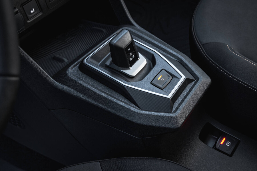 dacia_jogger_hybrid_155_-_extreme_version_24_434518cee6336778.jpg