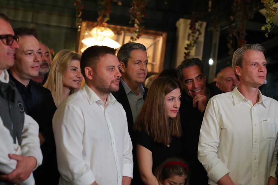 tsipras_ilioupoli_2_4f37d1c0e3ddb6ee.jpg