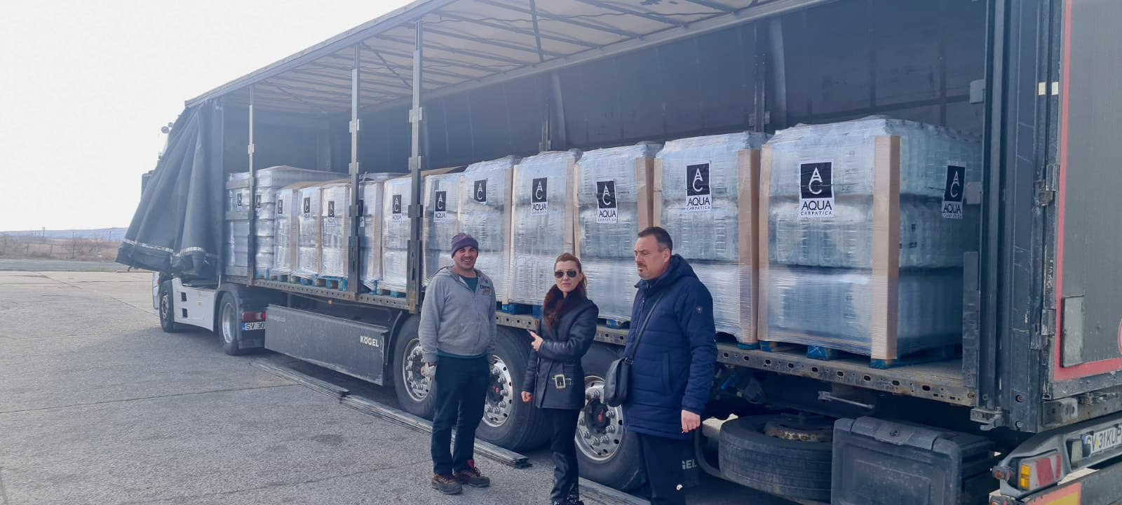 ΔΤ ΦΩΤΟ1 Romania truck arrived from the Springs of AQUA to Isaccea ROM