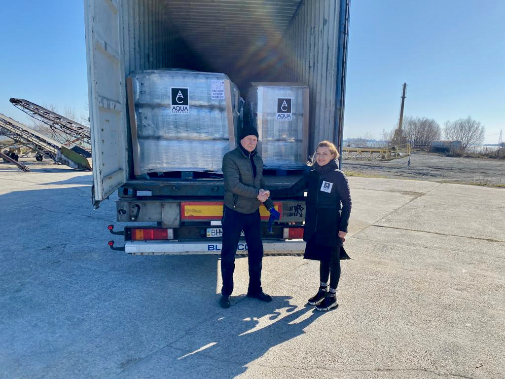 ΔΤ ΦΩΤΟ3 Odessa truck fully load and ready to leave Romania Isaccea