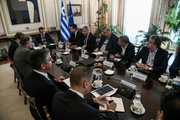 μητσοτακης περιφερειαρχες μεταναστετικο