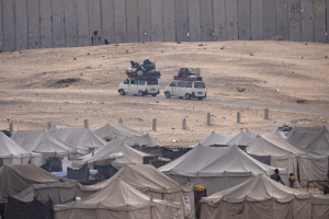 Φρίκη δίχως τέλος στη Ράφα - Το Ισραήλ κατέλαβε τον έλεγχο ζώνης στα σύνορα με την Αίγυπτο