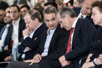 Η Μάχη της αποδόμησης ανάμεσα στο Μαξίμου και τον Αντώνη Σαμαρά μόλις ξεκίνησε