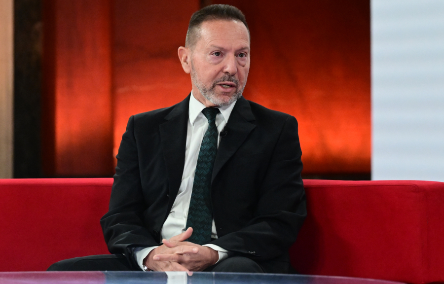 Ο Στουρνάρας και ο... Τραμπ