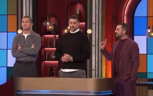 MasterChef 10: Ο Κοντιζάς «στόλισε» τον Κουτσόπουλο (Βίντεο)
