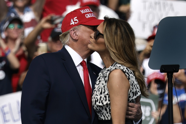 Τραμπ: «Όλος ο κόσμος θέλει να είμαι υποψήφιος το 2024»