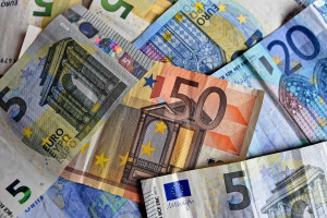 Παράταση στο επίδομα 800 ευρώ Μάιο - Ιούνιο σε εκατοντάδες χιλιάδες εργαζόμενους
