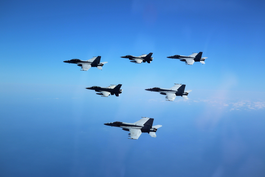 Εθνική ομάδα Πολωνίας: Ταξίδεψαν για αγώνα συνοδεία F-16, τι συνέβη