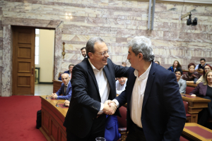 Οι πρώτες «γκρίζες ζώνες» Φάμελλου - Πολάκη