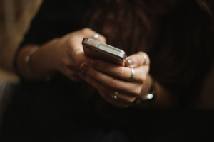 Ποιοι μπορούν να πάρουν voucher για smartphone - Πότε ξεκινά το πρόγραμμα