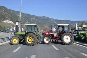 Μπλόκα αγροτών: Στη Νίκαια αποφασίζουν για πανελλαδική κλιμάκωση των κινητοποιήσεων