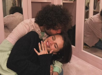 Αρραβωνιάστηκε η Σελένα Γκόμεζ - Το εντπωσιακό μονόπετρο