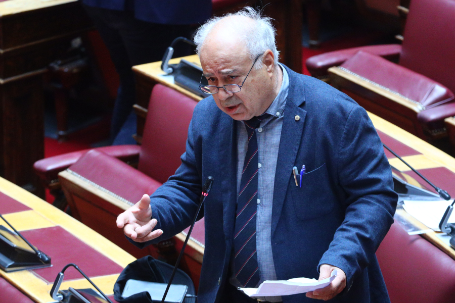 «Δωράκι» στη ΝΔ από τον βουλευτή του ΠΑΣΟΚ Π. Παρασκευαϊδη