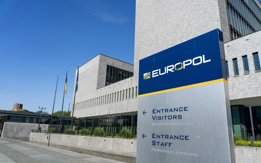 Εξαρθρώθηκε βαλκανικό καρτέλ ύστερα από επιχείρηση της Europol σε επτά χώρες