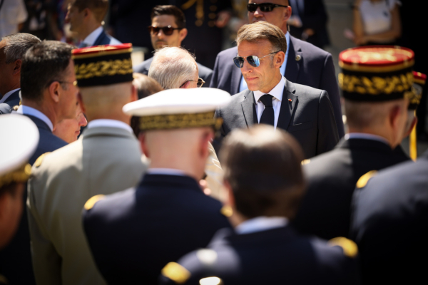 Η τελευταία ομιλία Μακρόν στον γαλλικό στρατό πριν την αποχώρησή του από την προεδρία (Βίντεο)