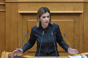 Στο… παραπέντε δεν συγκεντρώθηκαν υπογραφές για… Αγαπηδάκη!