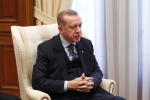 Σε λίγο η συνάντηση Ερντογάν - Μητσοτάκη στην τουρκική πρεσβεία