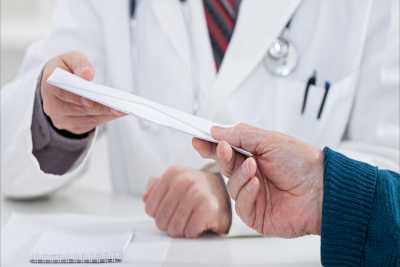 Γραφεία προστασίας ασθενών συγκροτούνται στα νοσοκομεία ενάντια στο «φακελάκι»