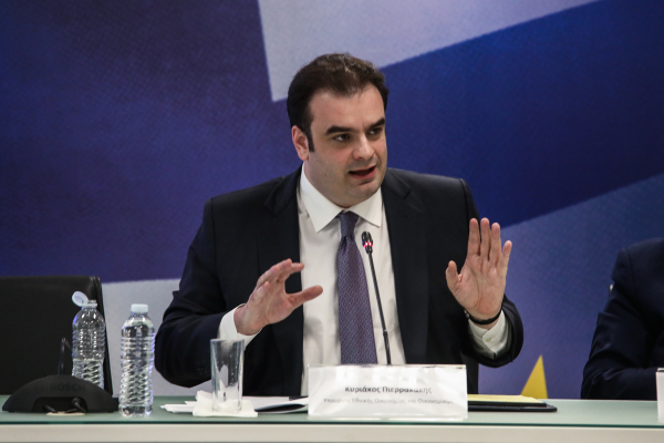 Πιερρακάκης: Υψηλότερο του αναμενομένου το πρωτογενές πλεόνασμα – Νέα μέτρα αν χρειαστεί