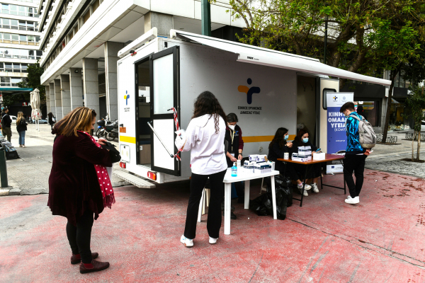 Μετάλλαξη «Όμικρον» 2: Εντοπίστηκαν δύο νέα κρούσματα στην Ελλάδα