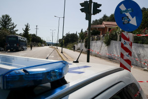 Θεσσαλονίκη: «Τσαντάκηδες» προσπάθησαν να ληστέψουν 68χρονη (video)