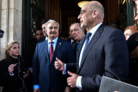 Ο Δένδιας τον είχε από κοντά, οι άλλοι τον εγκατέλειψαν!