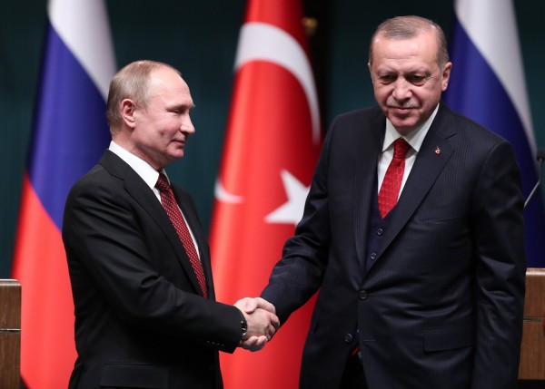 «Πλάτη» βάζει ο Πούτιν στον Ερντογάν για το ''πάγωμα'' των F-35, με το αζημίωτο
