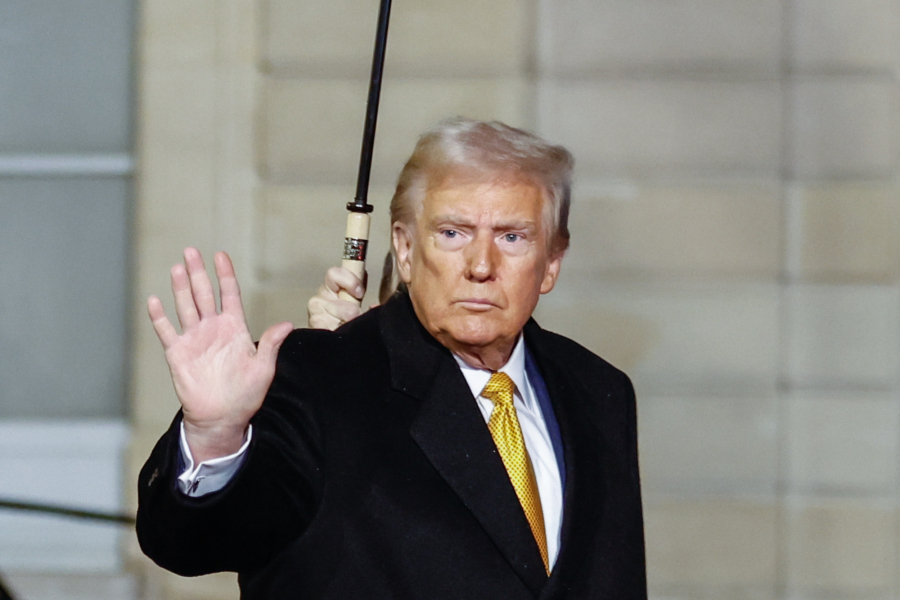 Axios: Ετοιμάζεται νομοσχέδιο που θα επιτρέπει στον Τραμπ να αγοράσει τη Γροιλανδία