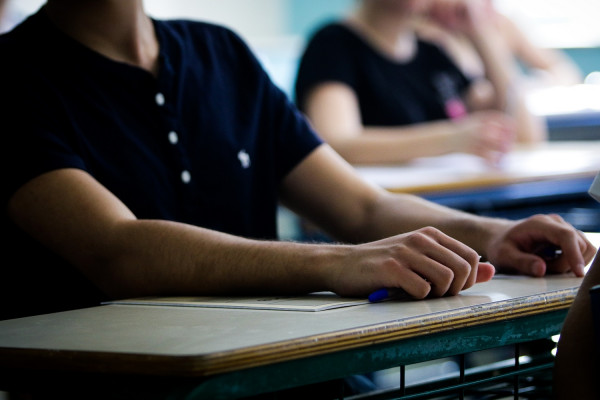 Πανελλαδικές 2019: Οι απαντήσεις του ΟΕΦΕ για την έκθεση στα ΓΕΛ