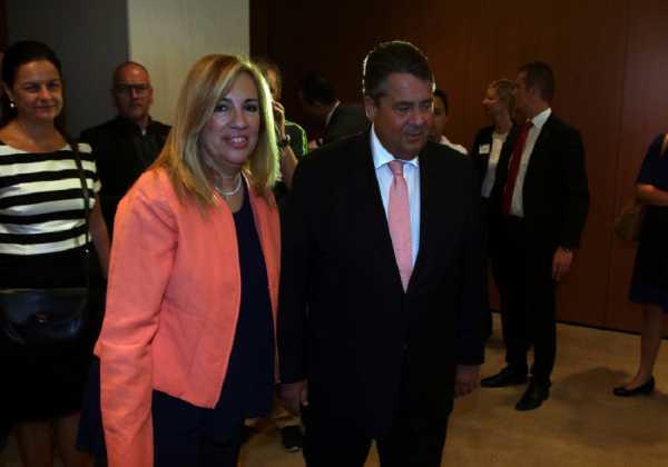 Μικρότερο πλεόνασμα και αναδιάρθωση χρέους ζήτησε η Γεννηματά από τον Γκάμπριελ