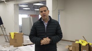 Ο Τσίπρας στο Κέντρο Τηλεδιοίκησης Λάρισας: «Είναι κλειστό από τον Ιούλιο του 2019, δεν ξαναλειτούργησε ποτέ και είναι σήμερα αυτό το γιαπί»