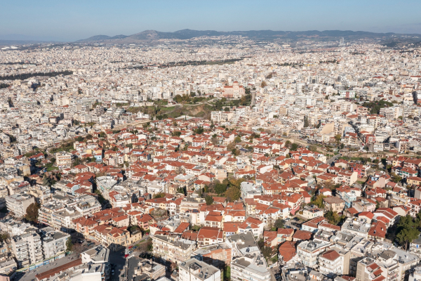 Tsipras Proposes Targeted Tax on Non-EU Property Buyers, Drawing on Canadian Model