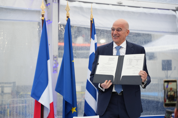 Στη Γαλλία σήμερα ο Δένδιας για την ύψωση της ελληνικής σημαίας στη φρεγάτα «Νέαρχος»
