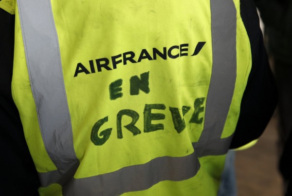 «Βαθαίνει» η κρίση στην Air France - Οι εργαζόμενοι απέρριψαν την πρόταση για τους μισθούς