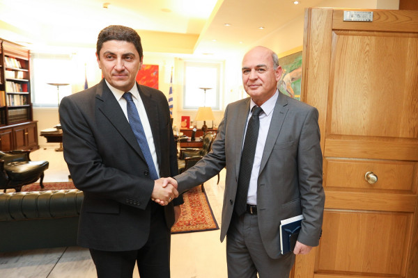 Έφοδος της Οικονομικής Αστυνομίας στα γραφεία της ΕΠΟ