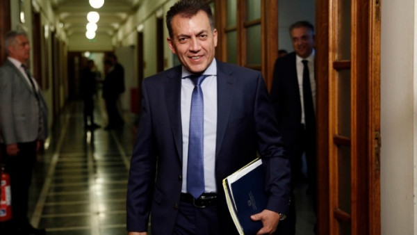 Βρούτσης: Μαζί με την σύνταξη το εφάπαξ - Ποιες συντάξεις αυξάνονται