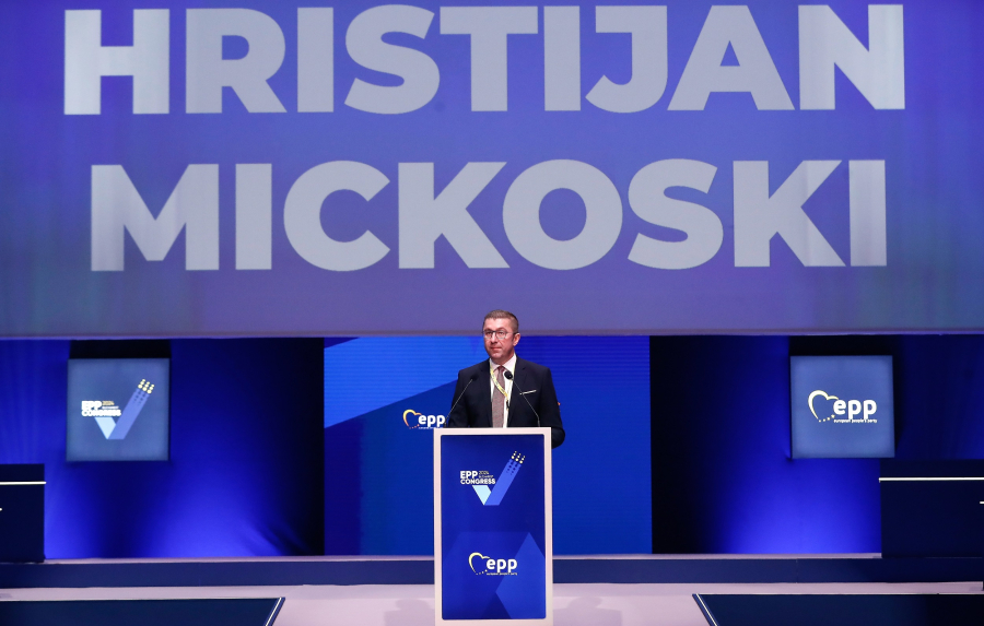 Επιμένει ο Μίτσκοσκι: «θα αποκαλώ τη χώρα μου Μακεδονία» - Η απάντηση Μητσοτάκη