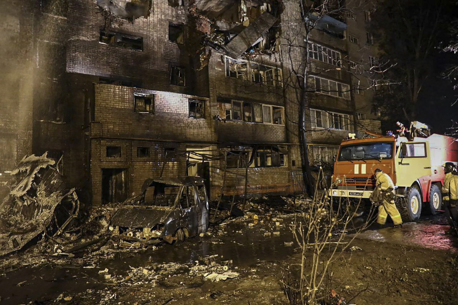 Πτώση αεροσκάφους στη Ρωσία: 13 νεκροί ανάμεσά τους 3 παιδιά