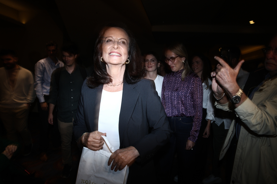 Επιχείρηση «Διαμαντοπούλου» για τη ΝΔ