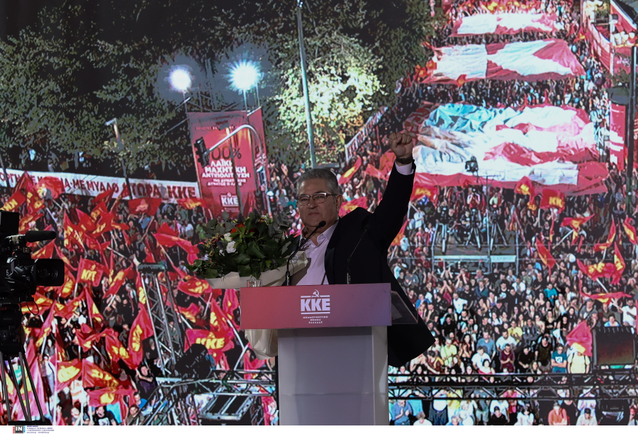 Εκλογές 2023: Μήνυμα Κουτσούμπα από Σύνταγμα για «δυνατό ΚΚΕ, μαχητική λαϊκή αντιπολίτευση»