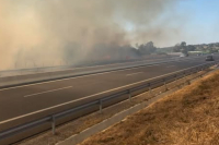 Φωτιά στην Ηλεία: Τεράστιο μέτωπο στο Τραγανό - Έκλεισε η εθνική οδός Πύργου - Πατρών