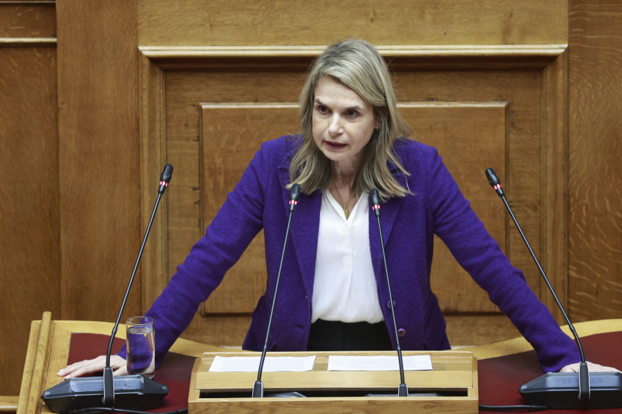 Αποστολάκη για αποκαλύψεις Ευρωπαίας Εισαγγελέως: Ο κ. Μητσοτάκης δεν μπορεί πια να κρύβεται