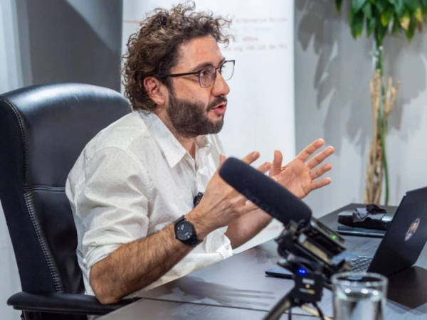 Γαλλία 2027: Η Ακροδεξιά έχει το πλεονέκτημα αλλά για την Αριστερά το παιχνίδι δεν έχει κριθεί