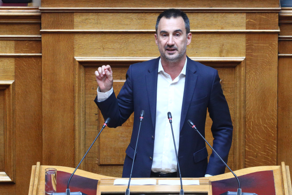 Αλέξης Χαρίτσης: Η Ελλάδα να είναι μια χώρα που οι πολίτες θα απολαμβάνουν αυτά που δικαιούνται
