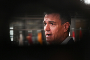 Σύμμαχος των Ουκρανών ο Σάντσεθ για επίσπευση ένταξης στην ΕΕ