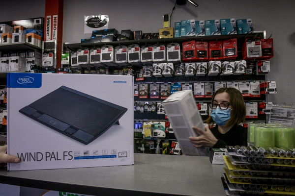 Black Friday και lockdown: Ρεκόρ τζίρου σε online φαρμακεία και σούπερ μάρκετ