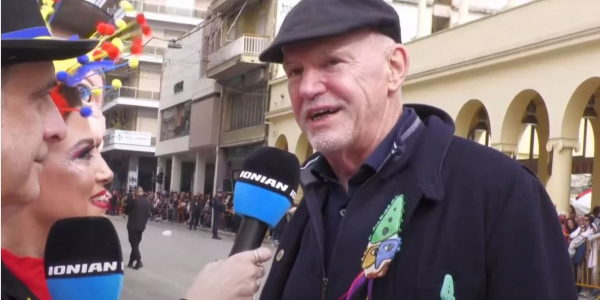 Στο πατρινό καρναβάλι και ο Γιώργος Παπανδρέου: «Η πόλη χορεύει ξανά...»