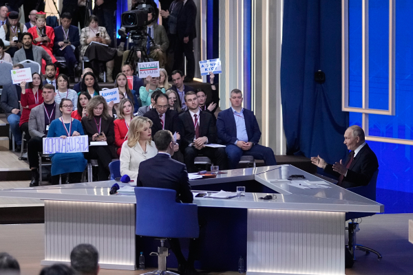 «Οι Ευρωπαίοι είναι κλέφτες, αργά ή γρήγορα θα επιστρέψουν τα κατασχεμένα» - LIVE η μαραθώνια συνέντευξη Τύπου του Βλαντιμίρ Πούτιν