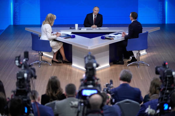 «Η μπάλα στο γήπεδο της Δύσης για τη λήξη του πολέμου» - LIVE η συνέντευξη Τύπου του Βλαντιμίρ Πούτιν