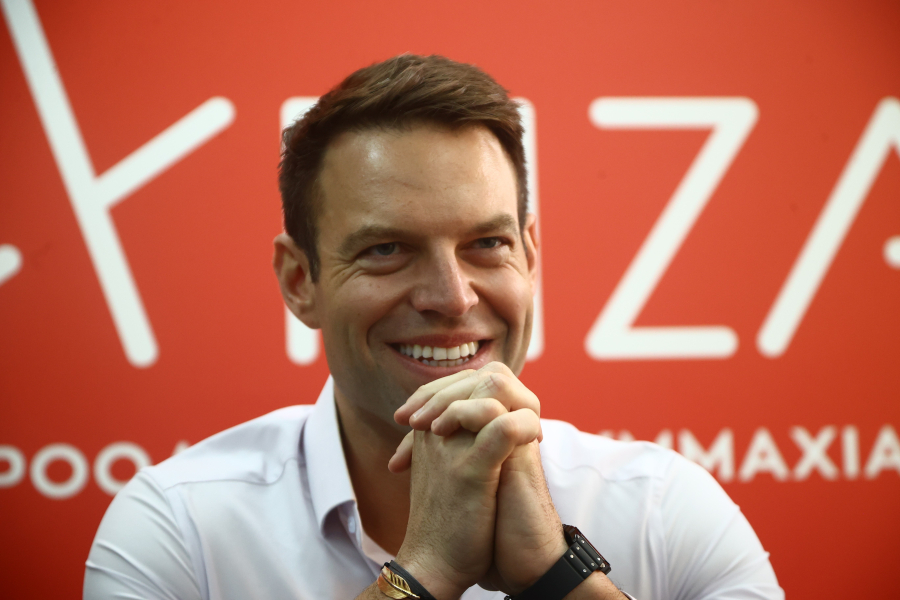 Μήνυμα Κασσελάκη για ομόφυλα σε «επίφοβους»: Πείτε ένα δυνατό «ναι» περηφάνιας